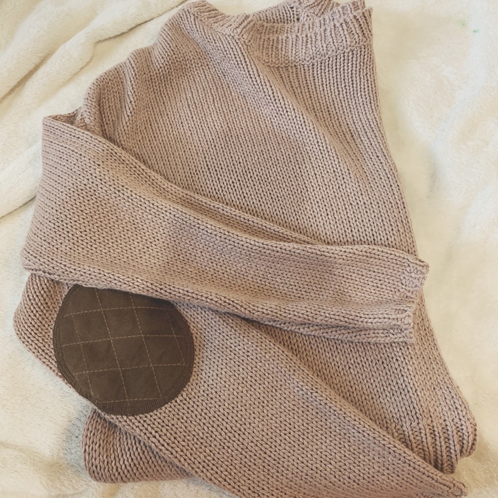 brownish pink sweater